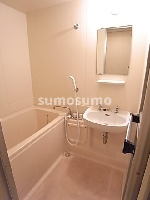 ハイツラセーヌの浴室