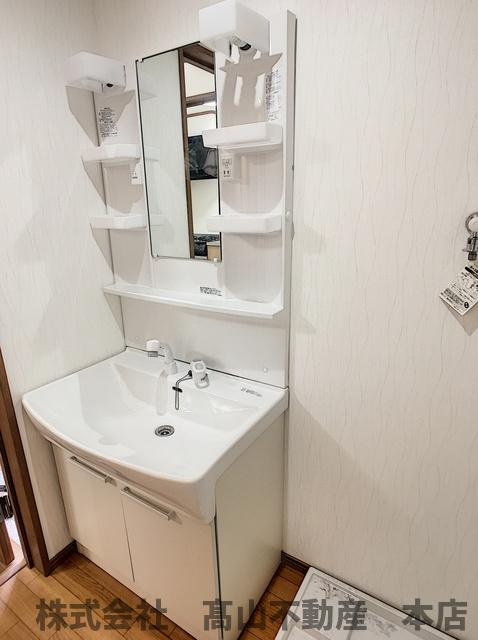 宗像市葉山２丁目のアパートの洗面所