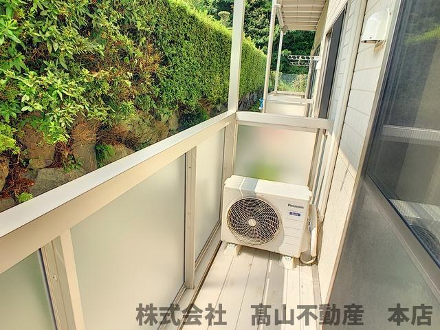 宗像市葉山２丁目のアパートのバルコニー
