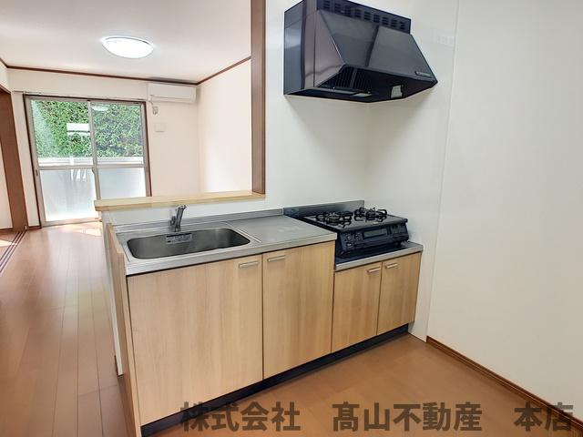 宗像市葉山２丁目のアパートのキッチン