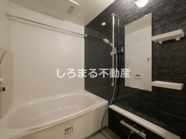 ルフォンプログレ新町の浴室