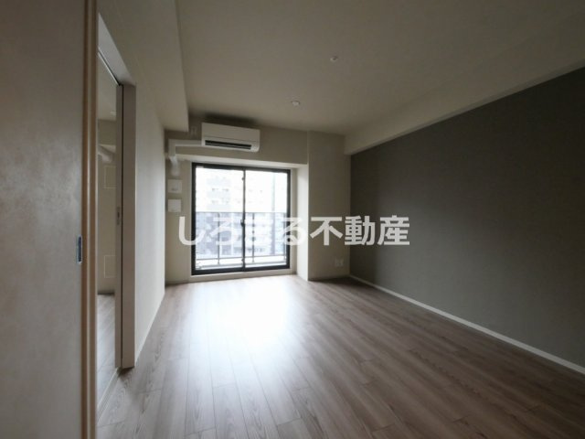 ルフォンプログレ新町の居間・リビング