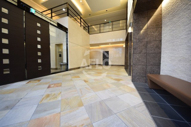 カスタリア堺筋本町のロビー|カスタリア堺筋本町　ロビー