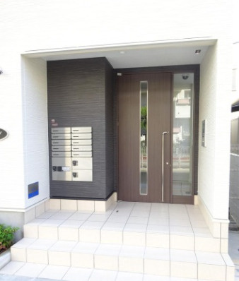 ソフィアコート長居公園のエントランス