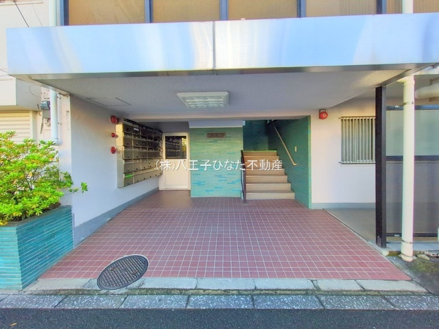 祝：成約済み　千人町光ハイム　八王子市　中古マンションのエントランス|～仲介手数料無料☆八王子ひなた不動産～千人町光ハイム
