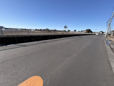 【前面道路含む現地写真】 | 取手市中田　中古戸建