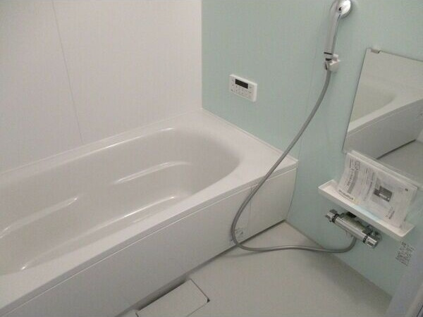 アーバンハウス黒石野IIの浴室