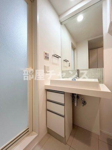 グラン・アベニュー 西大須の独立洗面台