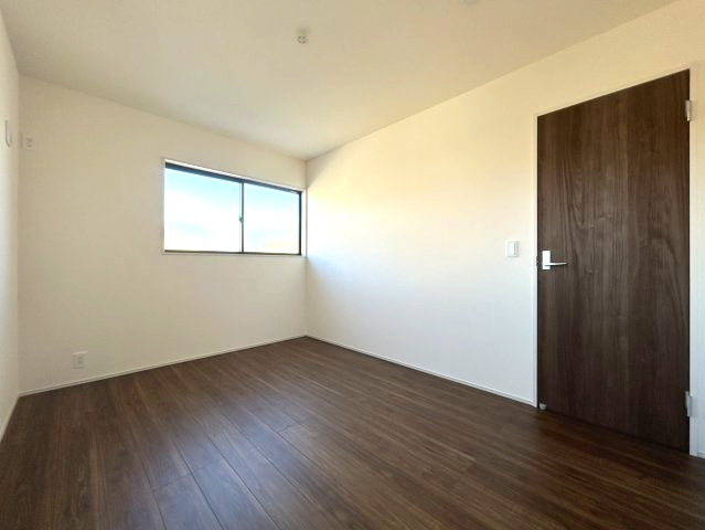 新築戸建　長野市桐原の洋室