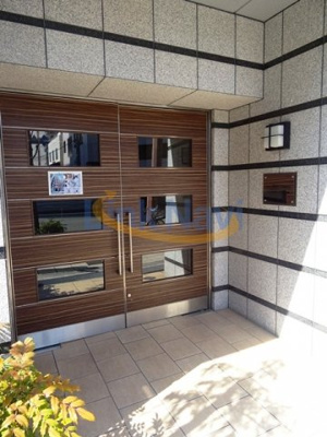 【エントランス】 | インザグレイス天神橋