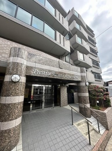 プレステージ垂水ジェームス山のエントランス