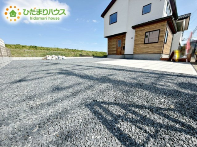 【駐車場】 | 水戸市柳町1期　新築戸建　 | マイホームなら駐車場代がかかりません。しかも、自宅の駐車場で洗車が出来ます！今までコイン洗車に行っていた手間も省けて、節約にも繋がります(^^♪