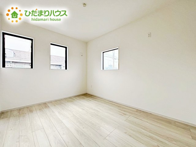 【洋室】 | 水戸市柳町1期　新築戸建　 | 夏場に心地良いひんやり感はフローリングならでは☆彡
