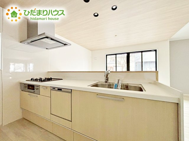 【キッチン】 | 水戸市柳町1期　新築戸建　 | 対面式キッチンは家事をしながら家族を見守り、コミュニケーションの取れる人気のスタイルです