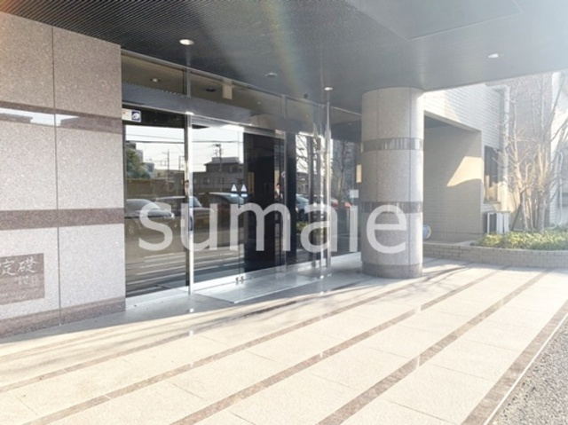 シャルマン・５のエントランス|エントランスです！