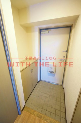 サンフラワー津福【キャッシュバック対象物件】の玄関|収納もある玄関です