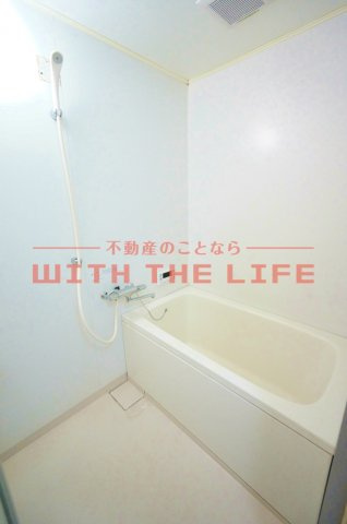 サンフラワー津福【キャッシュバック対象物件】の浴室|落ち着いた空間のお風呂です