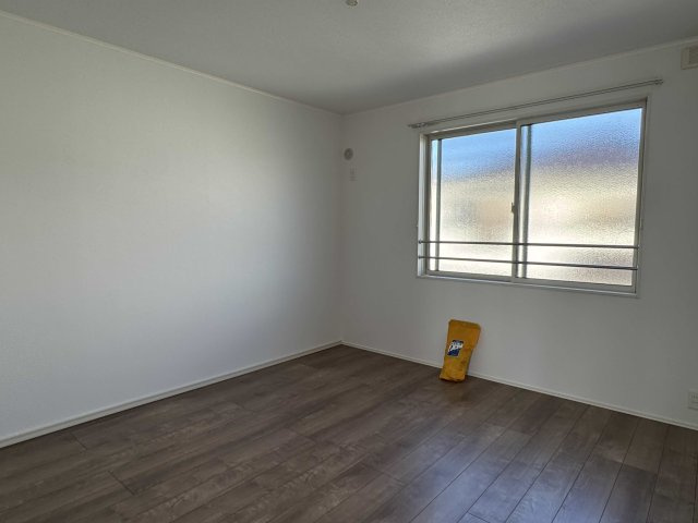 ＣＬＡＩＲ　ＨＥＩＭの洋室|広々とした洋室です