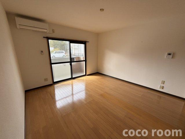 ヴェルデコートの居間・リビング