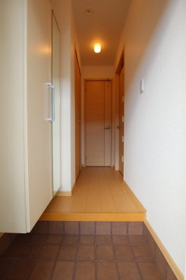 【玄関】 | ジュネスリアンⅡ