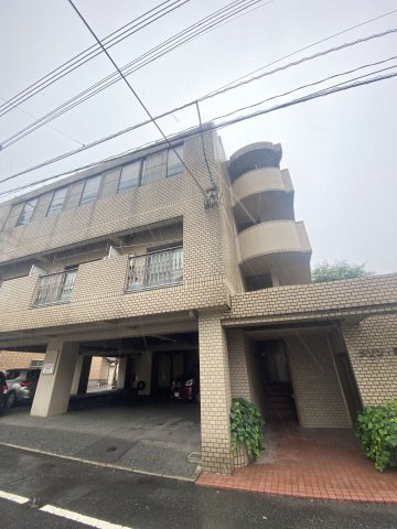 【外観】 | メゾン黒瀬 | 「０円で入居も可能♪」お得にお探しするなら不動産すまラボにお任せ下さい♪
〇現地待合わせOK　〇LINE対応可　〇他社物件持込ＯＫ
〇遠隔契約OK　〇お値引き喜んで♪皆様のお問合せをお待ちしています♪