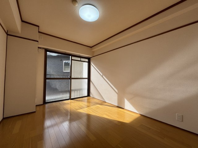 【居間・リビング】 | メゾン黒瀬 | 即日案内可能です♪現地待ち合わせOK！どの物件でも当社でお得にご案内できますのでまとめて内覧ください♪