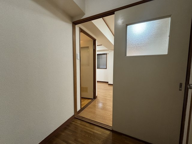 【内装】 | メゾン黒瀬 | 内装は落ち着いています