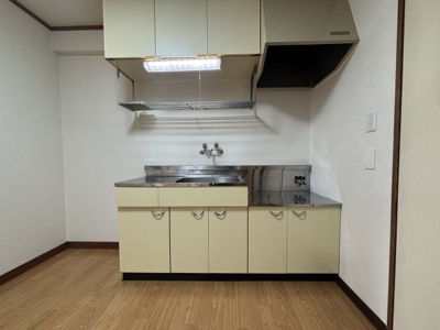 【キッチン】 | メゾン黒瀬 | キッチンでお料理をお楽しみください