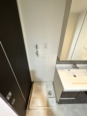【洗面所】 | ビエラコート内久宝寺 | ビエラコート内久宝寺　室内洗濯機置き場