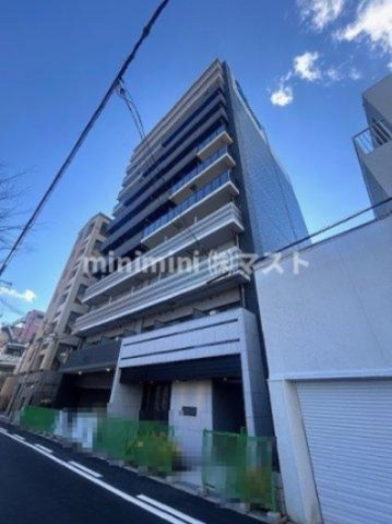 プレサンス西九条シティベイの外観