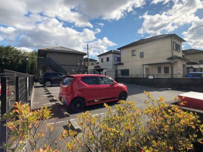 【駐車場】 | メゾンドゥソレイユ103