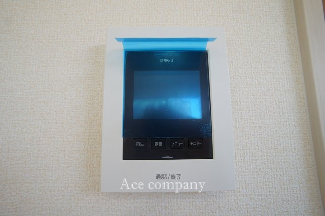 【内観：施工例】 | 平野区加美東1丁目 | 【同社による同仕様の施工例】対面式のカウンターキッチンです♪