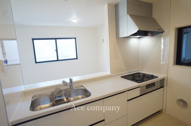 【内観：施工例】 | 平野区加美東1丁目 | 【同社による同仕様の施工例】オートバス・追炊機能・浴室乾燥機完備です☆