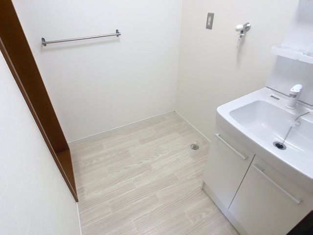 ハイネスイーストⅡの洗面所