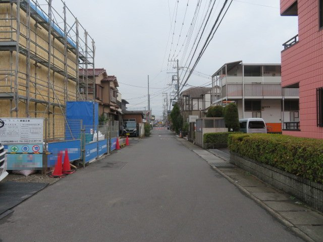 草加市吉町４丁目の倉庫