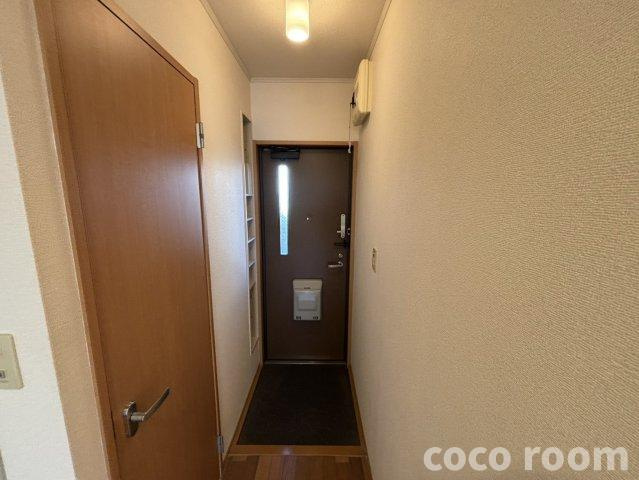 メゾン彩の玄関