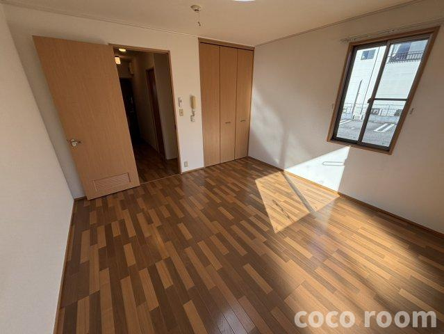 メゾン彩の居間・リビング