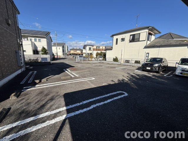 メゾン彩の駐車場