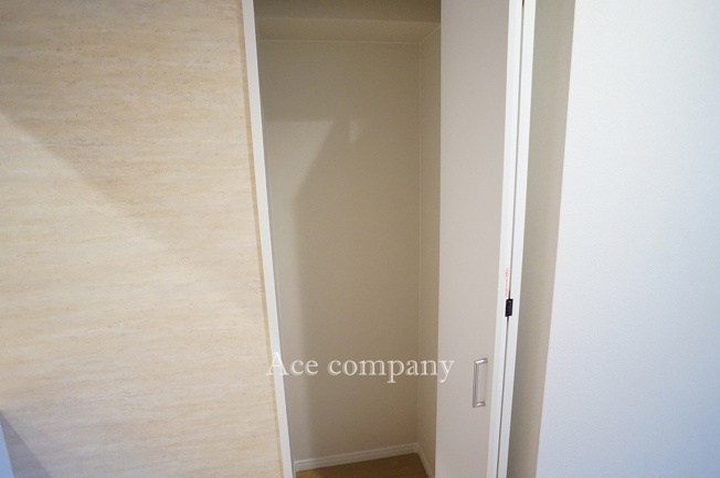 【収納】 | グランドメゾン山坂町 | 廊下にある収納です♪