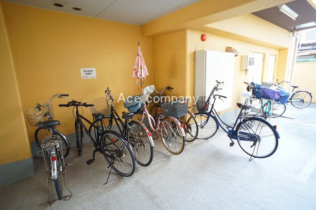 【駐輪場】の画像