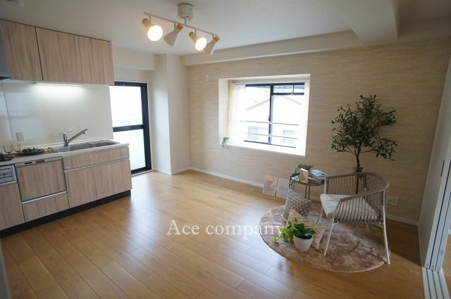 【居間・リビング】の画像