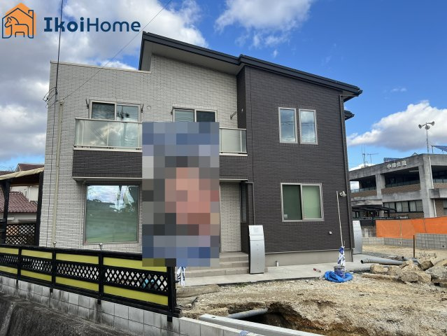 明石市魚住町中尾　中古戸建の駐車場|●年中無休：当日予約可●一条工務店施工の築浅物件です！随時ご内覧も可能です！お気軽にお問い合わせを♪