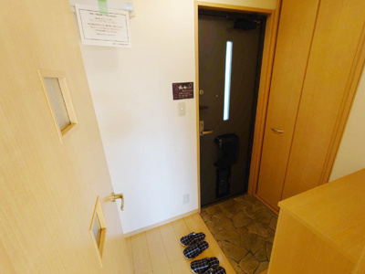 【玄関】 | メゾンドゥソレイユ