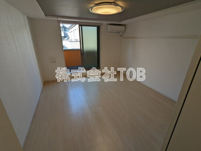 【洋室】 | ビレッジ仙川壱番館 | 洋室10.11帖