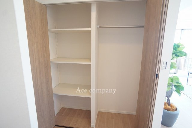 【収納】 | ファミール長居公園 | キッチンサイドに大容量の収納完備です！