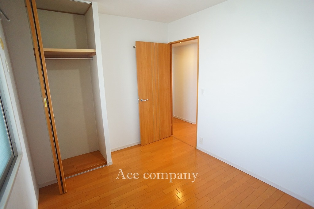 【寝室】の画像