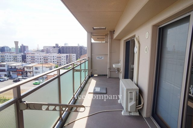 【バルコニー】 | ルイシャトレ平野喜連II番館 | 東向きのバルコニー☆スロップシンク完備です☆