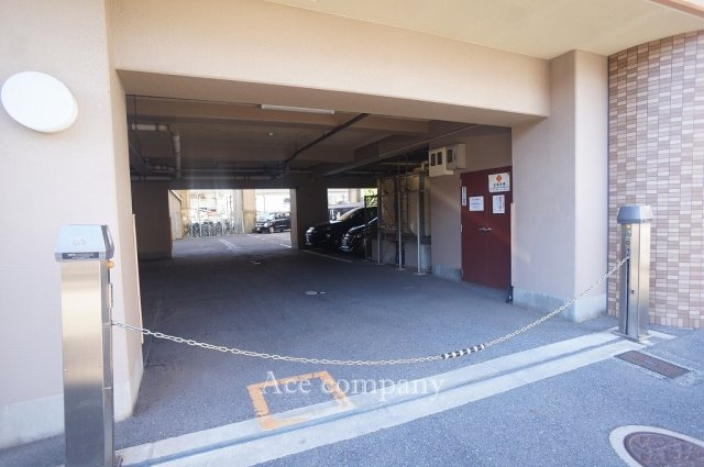 【駐車場】の画像