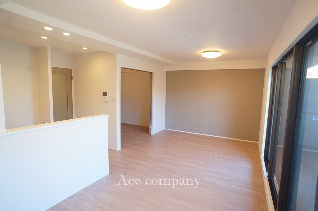 【居間・リビング】の画像