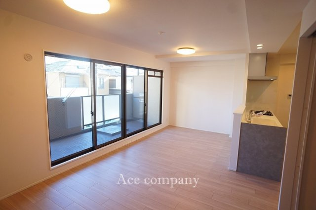 【居間・リビング】 | ソレイユ俊徳道 | 【LDK：約13帖】